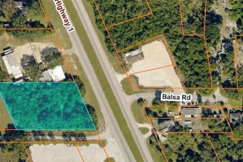 Commercial property in St. Lucie, Florida № 2262651