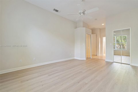 Купить виллу или дом в Порт-Сент-Луси, Флорида 3 спальни, 165.09м2, № 2009372 - фото 12