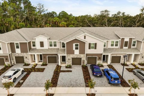 Adosado en alquiler en Sanford, Florida, 3 dormitorios, 151.9 m2 № 1901318 - foto 2