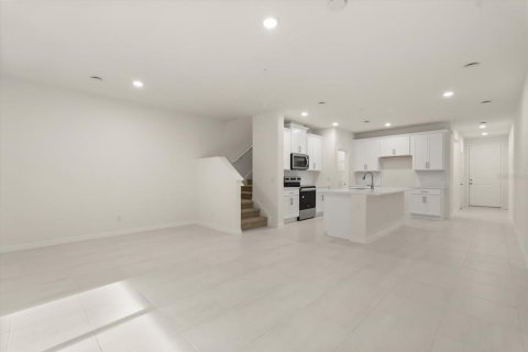 Adosado en alquiler en Sanford, Florida, 3 dormitorios, 151.9 m2 № 1901318 - foto 3
