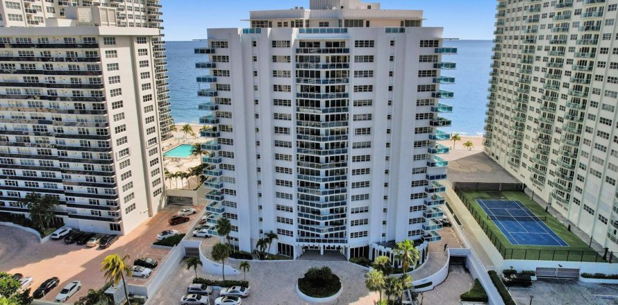 Condominio en Fort Lauderdale, Florida, 2 dormitorios № 1065900