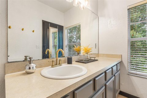 Купить таунхаус в Киссимми, Флорида 11 комнат, 151.99м2, № 1833369 - фото 30