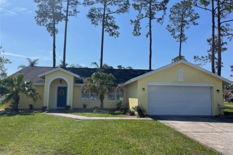 House in Palm Coast, Florida 3 bedrooms, 153.94 sq.m. № 1745005 - photo 1