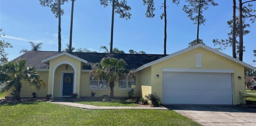 House in Palm Coast, Florida 3 bedrooms, 153.94 sq.m. № 1745005