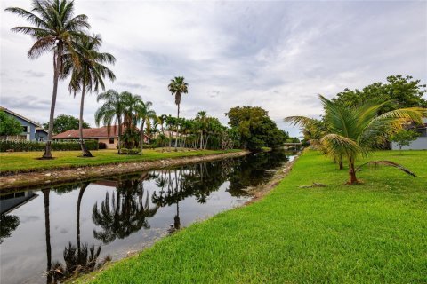 Casa en venta en Coral Springs, Florida, 3 dormitorios, 161.46 m2 № 1870016 - foto 30