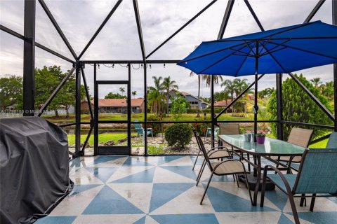 Casa en venta en Coral Springs, Florida, 3 dormitorios, 161.46 m2 № 1870016 - foto 28