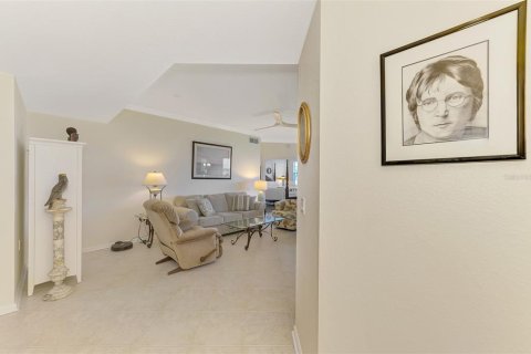 Condo in Port Charlotte, Florida, 2 bedrooms  № 1855496 - photo 12