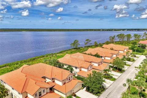 Condo in Port Charlotte, Florida, 2 bedrooms  № 1855496 - photo 5