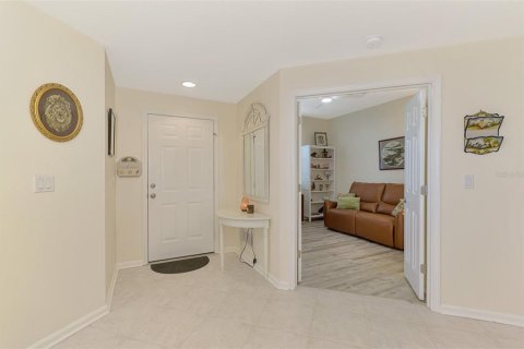 Condo in Port Charlotte, Florida, 2 bedrooms  № 1855496 - photo 11
