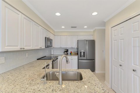 Condo in Port Charlotte, Florida, 2 bedrooms  № 1855496 - photo 22