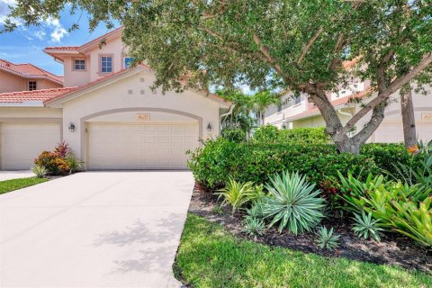 Condo in Port Charlotte, Florida, 2 bedrooms  № 1855496 - photo 8