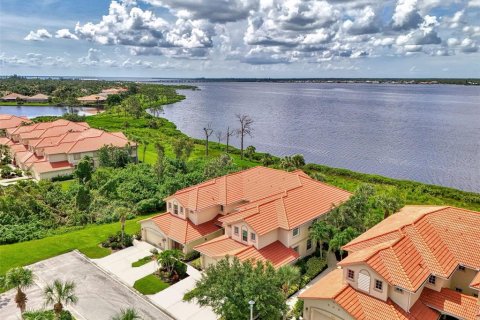 Condo in Port Charlotte, Florida, 2 bedrooms  № 1855496 - photo 6