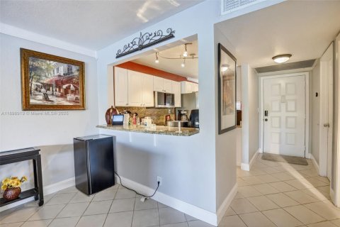 Townhouse in Plantation, Florida 3 bedrooms, 133.59 sq.m. № 1951247 - photo 13