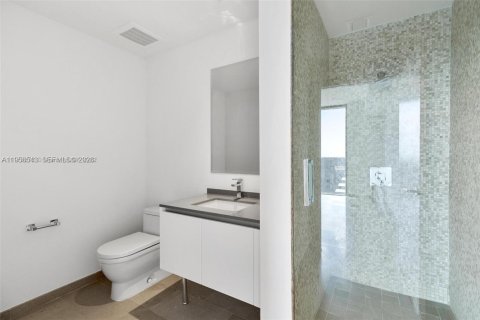 Copropriété à vendre à Miami, Floride: 2 chambres, 128.48 m2 № 2010435 - photo 21