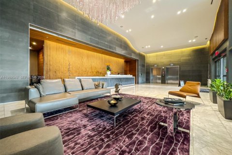 Copropriété à vendre à Miami, Floride: 2 chambres, 128.48 m2 № 2010435 - photo 25