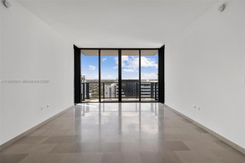 Copropriété à vendre à Miami, Floride: 2 chambres, 128.48 m2 № 2010435 - photo 6