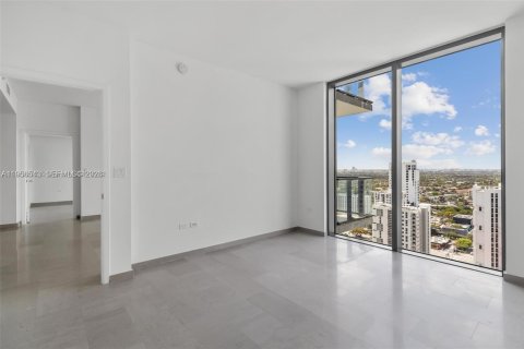 Copropriété à vendre à Miami, Floride: 2 chambres, 128.48 m2 № 2010435 - photo 19