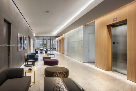 Copropriété à vendre à Miami, Floride: 2 chambres, 128.48 m2 № 2010435 - photo 26