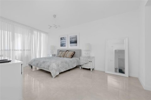 Copropriété à vendre à Sunny Isles Beach, Floride: 2 chambres, 137.4 m2 № 1441770 - photo 4