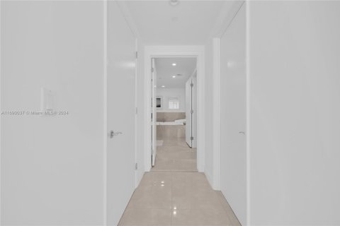 Copropriété à vendre à Sunny Isles Beach, Floride: 2 chambres, 137.4 m2 № 1441770 - photo 21