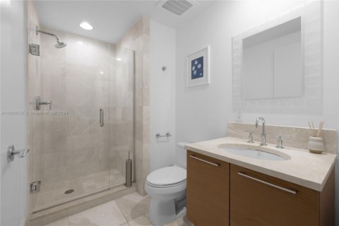 Copropriété à vendre à Sunny Isles Beach, Floride: 2 chambres, 137.4 m2 № 1441770 - photo 27