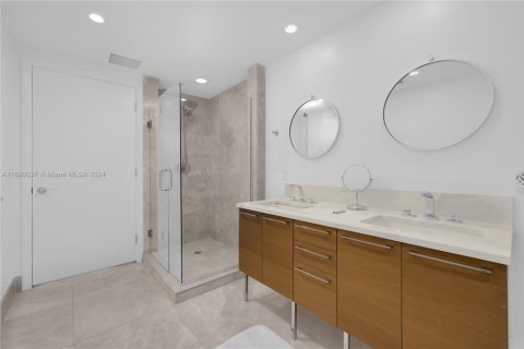 Copropriété à vendre à Sunny Isles Beach, Floride: 2 chambres, 137.4 m2 № 1441770 - photo 6