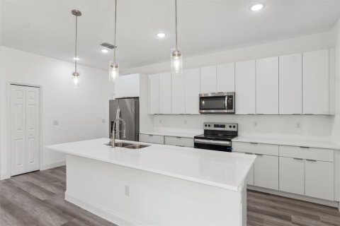 House in Ocala, Florida 4 bedrooms, 139.63 sq.m. № 1755410 - photo 19
