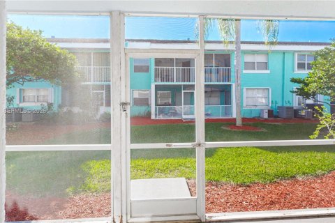 Copropriété à vendre à Homestead, Floride: 2 chambres, 99.41 m2 № 2005292 - photo 25