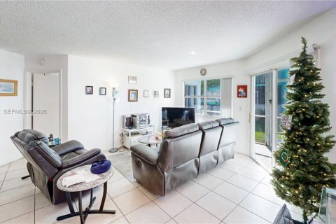 Copropriété à vendre à Homestead, Floride: 2 chambres, 99.41 m2 № 2005292 - photo 9