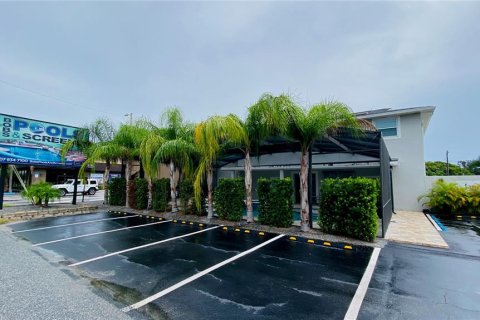 Immobilier commercial à vendre à Casselberry, Floride: 358.79 m2 № 1915412 - photo 2