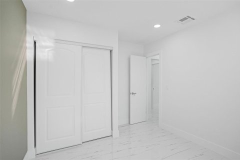 Villa ou maison à vendre à Deerfield Beach, Floride: 4 chambres, 144.18 m2 № 2254923 - photo 18