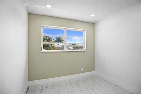 Villa ou maison à vendre à Deerfield Beach, Floride: 4 chambres, 144.18 m2 № 2254923 - photo 22