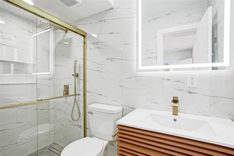 Villa ou maison à vendre à Deerfield Beach, Floride: 4 chambres, 144.18 m2 № 2254923 - photo 12