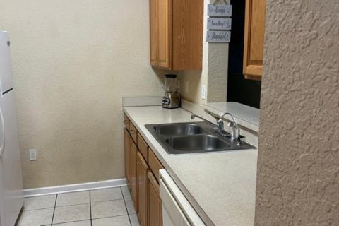 Condominio en alquiler en Orlando, Florida, 3 dormitorios, 130.81 m2 № 1869214 - foto 4
