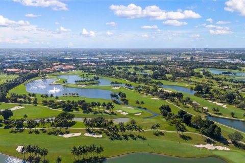 Condo in Doral, Florida, 1 bedroom  № 2061816 - photo 29