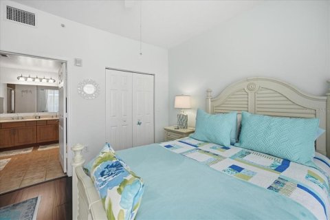Copropriété à vendre à Sarasota, Floride: 2 chambres, 100.71 m2 № 2342017 - photo 20