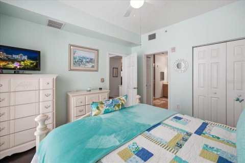 Copropriété à vendre à Sarasota, Floride: 2 chambres, 100.71 m2 № 2342017 - photo 25