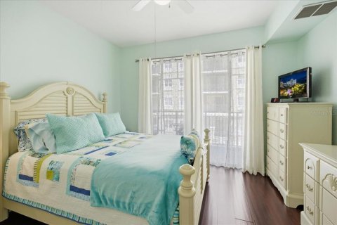 Copropriété à vendre à Sarasota, Floride: 2 chambres, 100.71 m2 № 2342017 - photo 23