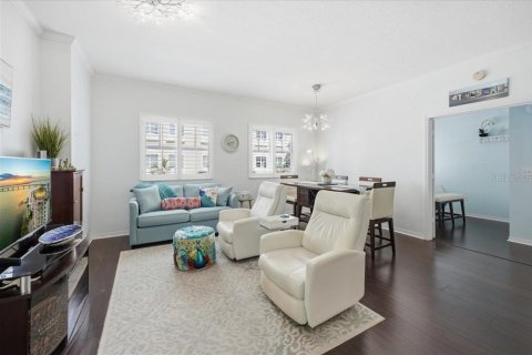 Copropriété à vendre à Sarasota, Floride: 2 chambres, 100.71 m2 № 2342017 - photo 7