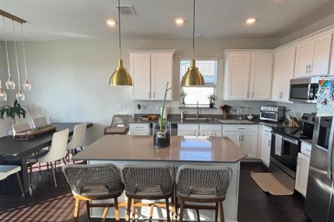 House in Groveland, Florida 4 bedrooms, 171.22 sq.m. № 2214174 - photo 9