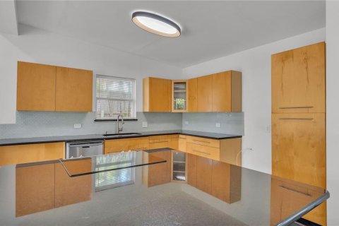 House in Winter Park, Florida 3 bedrooms, 163.51 sq.m. № 1411568 - photo 16