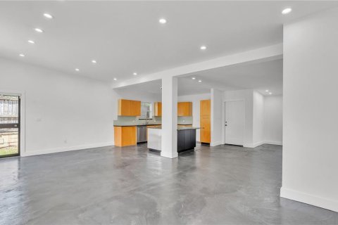House in Winter Park, Florida 3 bedrooms, 163.51 sq.m. № 1411568 - photo 23