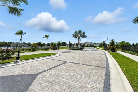 Villa ou maison à vendre à Winter Garden, Floride: 5 chambres, 292.36 m2 № 1878316 - photo 24