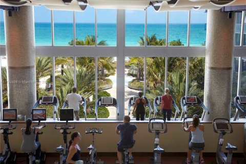 Condo in Miami Beach, Florida, 1 bedroom  № 1667478 - photo 6