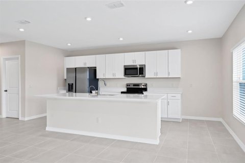Villa ou maison à vendre à Clermont, Floride: 4 chambres, 200.67 m2 № 2097005 - photo 8