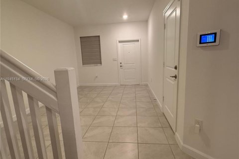 Купить таунхаус в Хомстед, Флорида 3 спальни, 157.47м2, № 2001542 - фото 6