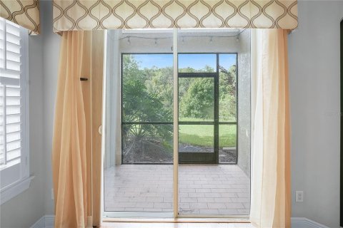 Touwnhouse à vendre à Tampa, Floride: 3 chambres, 212.37 m2 № 2374052 - photo 12