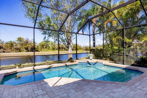 House in Lakewood Ranch, Florida 3 bedrooms, 224.54 sq.m. № 1569704 - photo 3