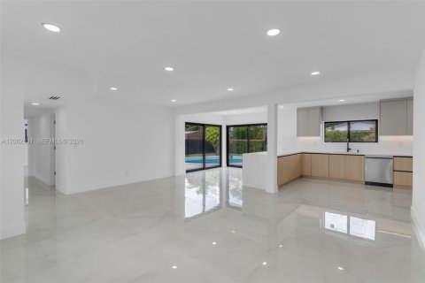 Villa ou maison à vendre à Miami, Floride: 3 chambres, 145.58 m2 № 2254151 - photo 8