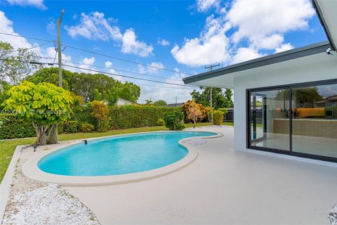 Villa ou maison à vendre à Miami, Floride: 3 chambres, 145.58 m2 № 2254151 - photo 28